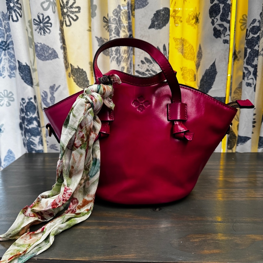 Patricia Nash Corallina w/Scarf